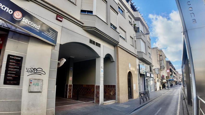Piso en venta en avenida Blas de Otero, 10 photo 0