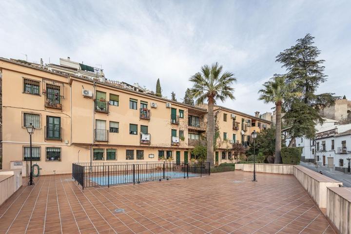 Piso en venta en Cuesta de Alhacaba 31, San Ildefonso. photo 0