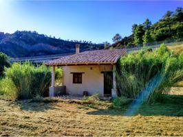 terreno agrícola con almacen en Horta de Sant Joan (Tarragona) photo 0