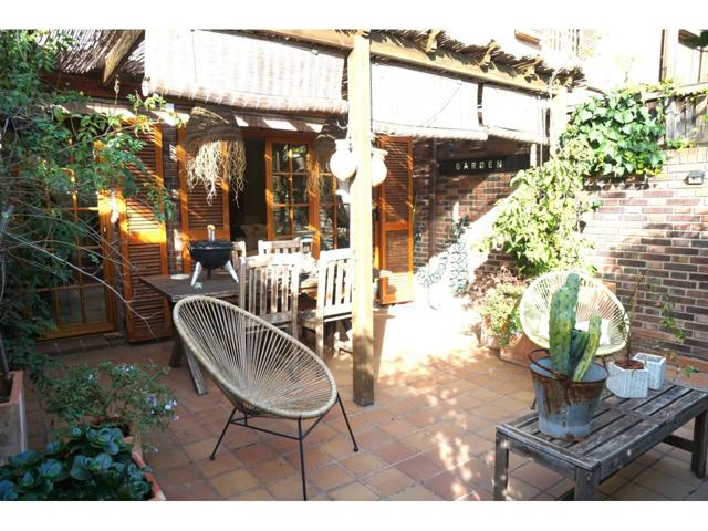 casa adosada en Badalona; 240m2, 4 plantas, jardín garaje, 3 baños, 4 habitaciones, buhardilla photo 0