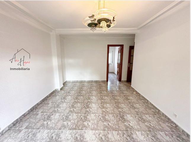 Piso en Venta en Barrio - Blanco photo 0