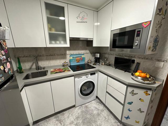 Piso en Venta en Barrio - Blanco photo 0