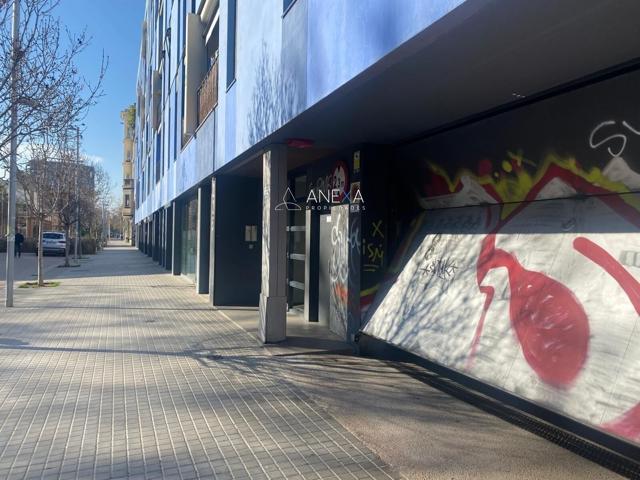 Parking En venta en El Poblenou, Barcelona photo 0