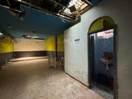 Oficina En venta en Vila De Gràcia, Barcelona photo 0
