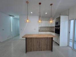 Maravilloso y moderno piso en venta!!! photo 0