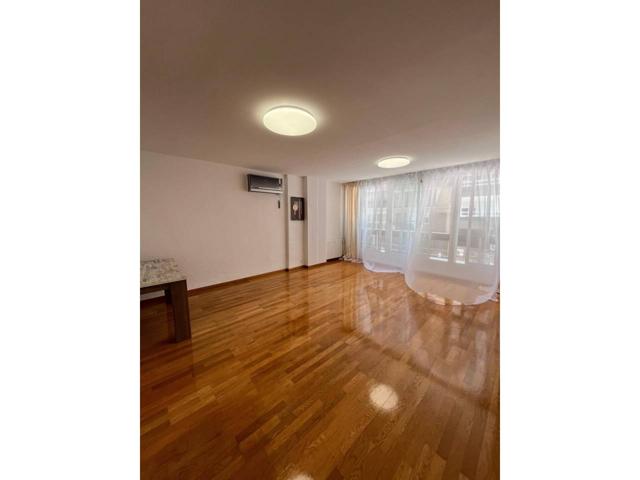 ✨ Luminoso piso reformado en el corazón de Alicante! photo 0
