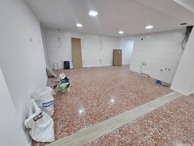 🏡 Gran Lote de Inversión: 3 apartamentos completos – 30 habitaciones en total photo 0