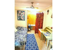 ¡Se VENDE luminoso piso ALICANTE, 100m. barrio Carolinas! photo 0