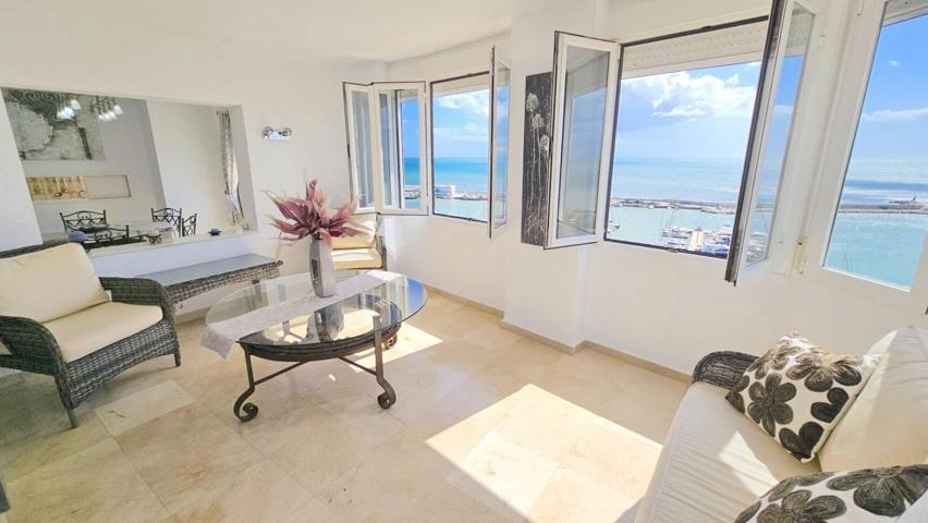 Piso En venta en Estepona photo 0