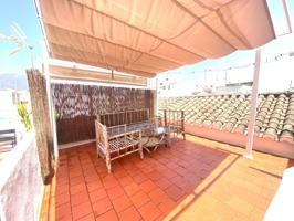 Piso En venta en Estepona photo 0