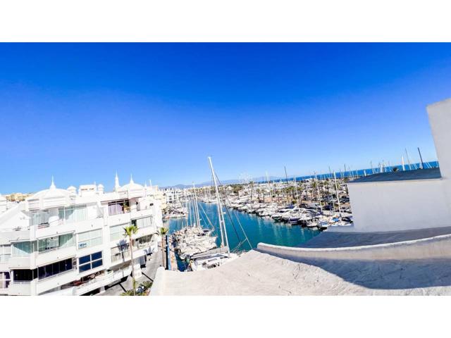 apartamento de lujo 2 dormitorios Puerto Marina Benalmadena ..... 475000 photo 0