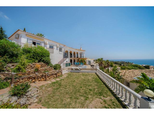 Elegante Villa con Impresionantes Vistas al Mar – Capellanía, Benalmádena photo 0