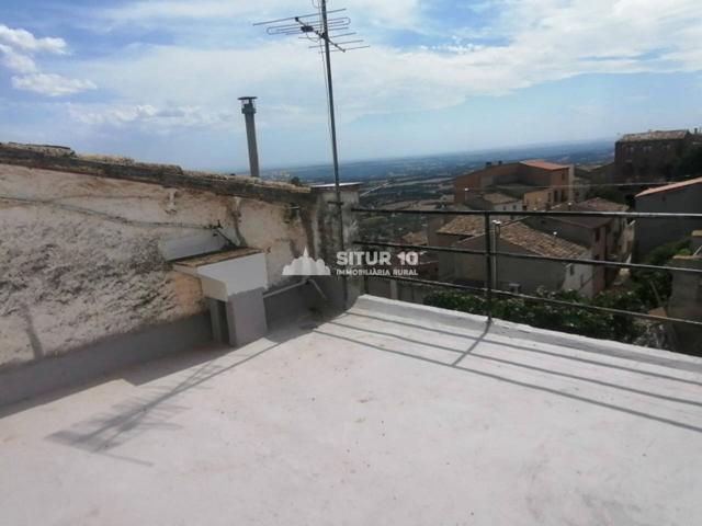 Venta de una espaciosa casa en Cubells photo 0