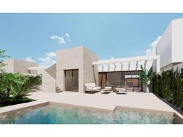 Villa En venta en Los Alcázares photo 0