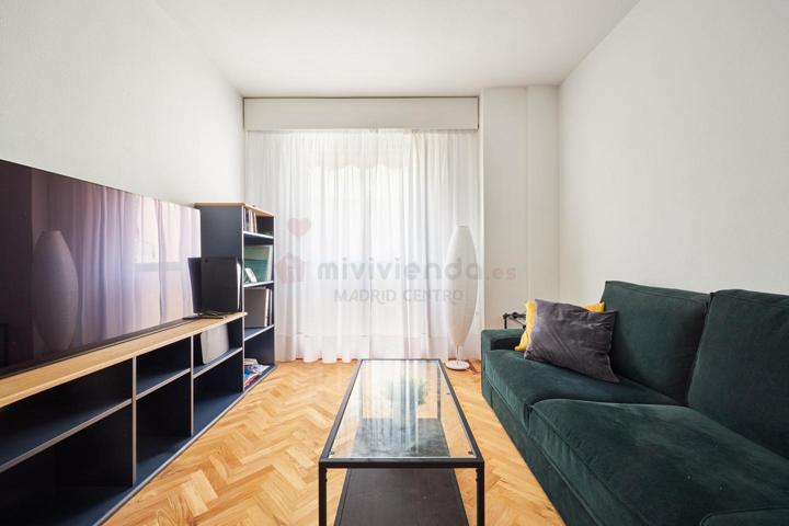Apartamento en venta en Madrid de 53 m2 photo 0