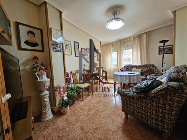 SE VENDE PISO EN EL DEPOSITO DEL SOL photo 0