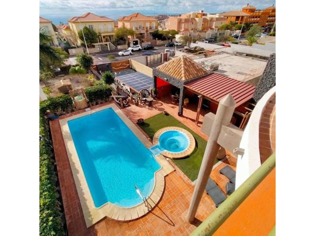 Casa en venta en Costa Adeje photo 0