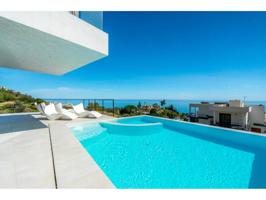 Exclusiva Villa de Lujo con Vistas Panorámicas al Mar en Retamar, Benalmádena photo 0