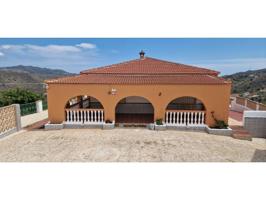 Chalet en entorno natural incomparable (Valle Rio Guadalmedina) photo 0