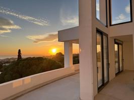 Impresionante Villa Contemporánea a Estrenar en Elviria, Marbella. photo 0