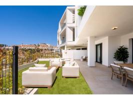 Apartamento en planta baja con jardín privado y vistas al mar en El Higuerón photo 0
