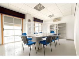 Amplio local ideal para oficinas o academia en pleno centro de Roquetas de Mar photo 0