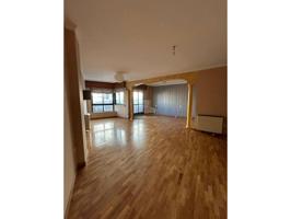 PISO EN VENTA EN VILAGARCIA DE AROUSA photo 0