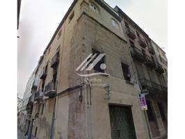 Edificio esquinero en venta ideal inversores en Valls photo 0