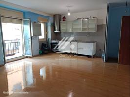 Edificio esquinero en venta ideal inversores en Valls photo 0