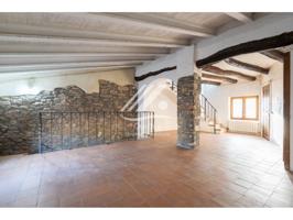 CASA EN VENTA DE ESTILO RÚSTICO EN SOLIVELLA photo 0