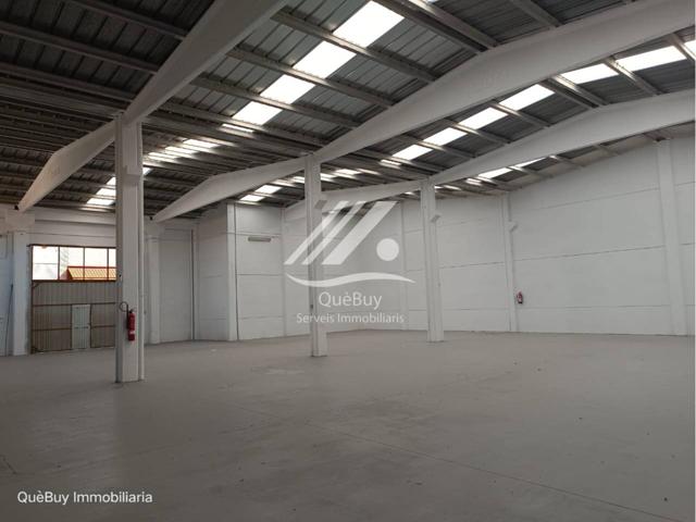 Nave industrial en venta en Valls photo 0
