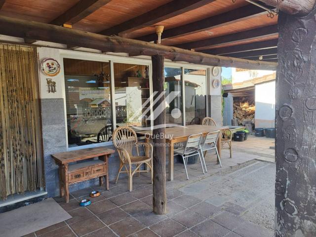 Casa con terreno rústico en venta en Valls photo 0