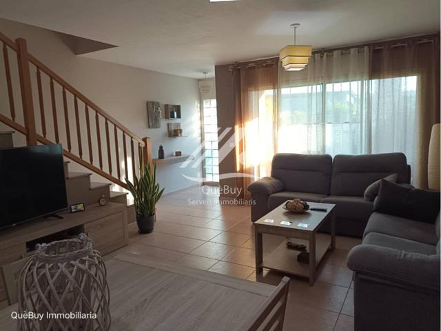 CASA EN VENDA DE DOS PLANTES A VALLS photo 0