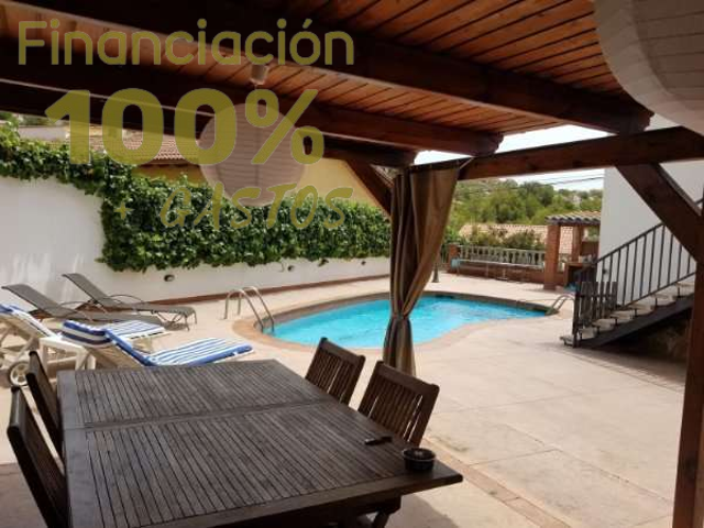 CHALET CON JARDÍN, GARAJE Y PISCINA PRIVADA, EN SEGUR DE CALAFELL!! photo 0