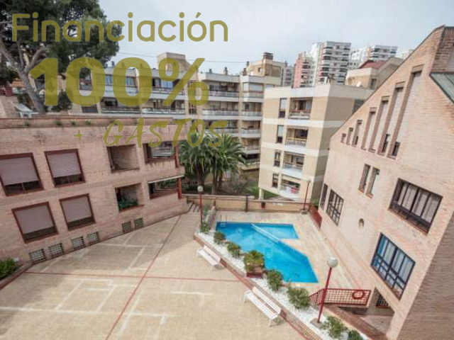 Exclusivo apartamento con terraza y piscina en Ruiseñores!! photo 0