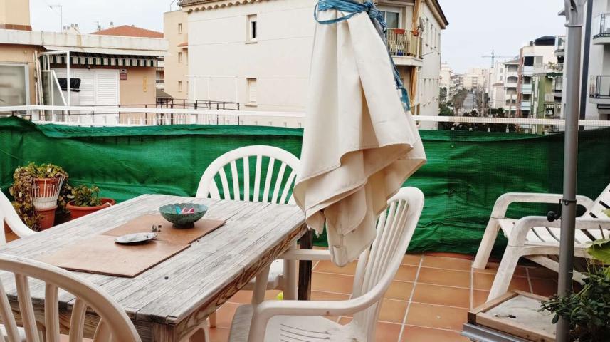 Ático-estudio a 30 m del Puerto de segur, segunda linea lateral photo 0