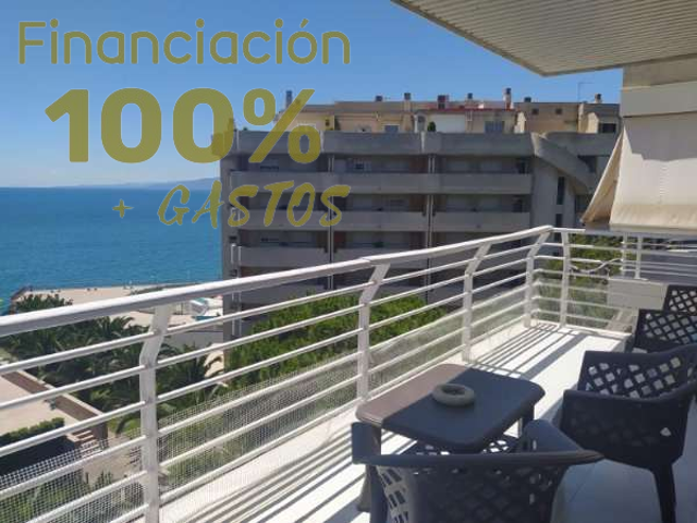 Magnífico piso a la venta en primera línea de playa de Salou!! photo 0