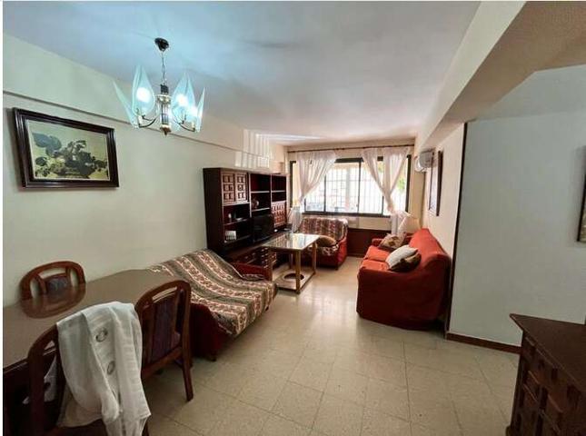 PISO EN ESTUPENDA UBICACIÓN JUNTO RDA CAPUCHINO: 4DORMITORIOS, 2 BAÑOS Y GARAJE photo 0