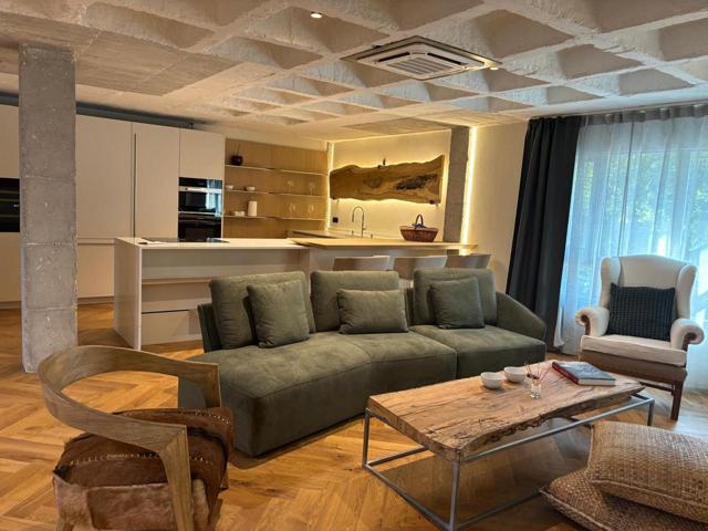 SE ALQUILA EXCLUSIVO LOFT DE LUJO A ESTRENAR EN AVDA. RICARDO SORIANO photo 0