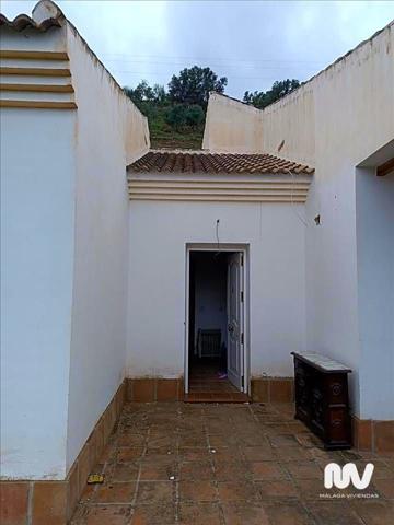 CASA EN LA VIÑUELA, MÁLAGA photo 0