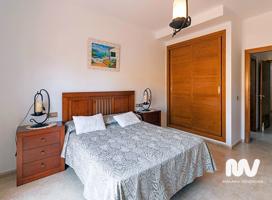 Chalet adosado en venta en Residencial La Palmera, 42, Estepona, Málaga photo 0