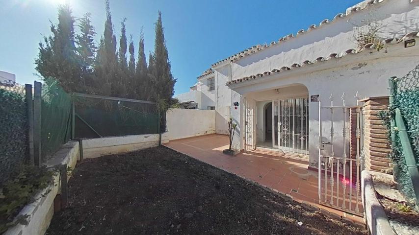 Casa adosada en ESTEPONA, MÁLAGA photo 0