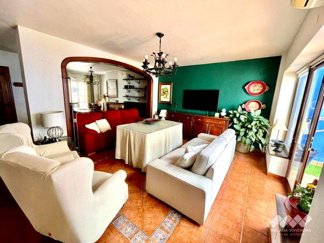 ESPECTACULAR CASA INDEPENDIENTE EN ALQUILER LARGA TEMPORADA photo 0