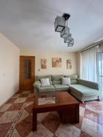 SE VENDE PISO DE 3 DORMITORIOS EN EL CENTRO DE ALHAURÍN EL GRANDE photo 0