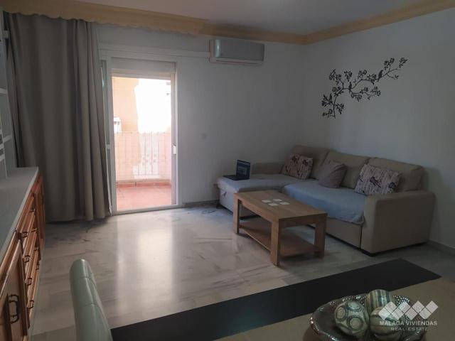 Piso en venta en Estepona de 112 m2 photo 0