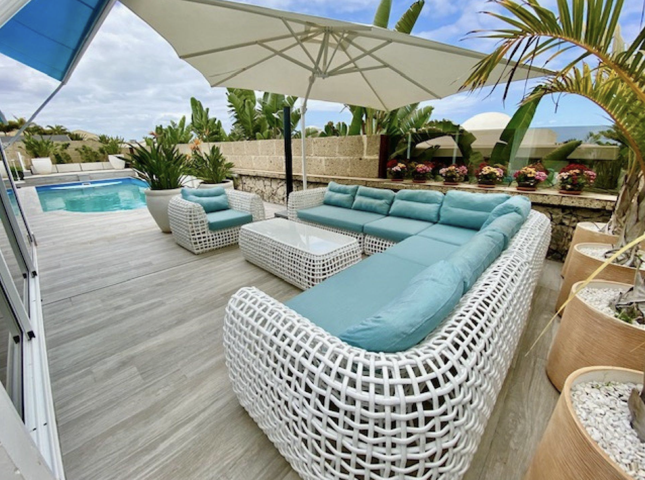 Chalet en venta en Costa Adeje photo 0
