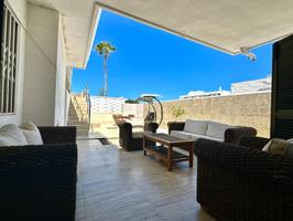 Casa - Chalet en venta en Costa Adeje de 355 m2 photo 0