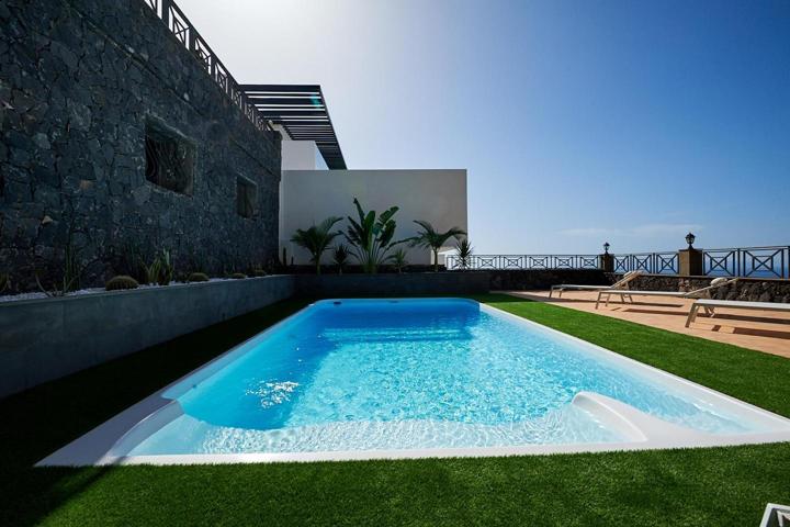 Villa en venta en Roque del Conde photo 0