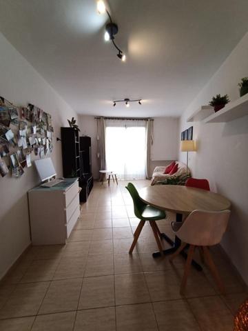 Piso en venta en Adeje de 90 m2 photo 0