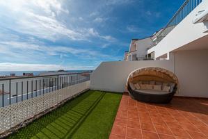 Piso en venta en Costa Adeje de 221 m2 photo 0